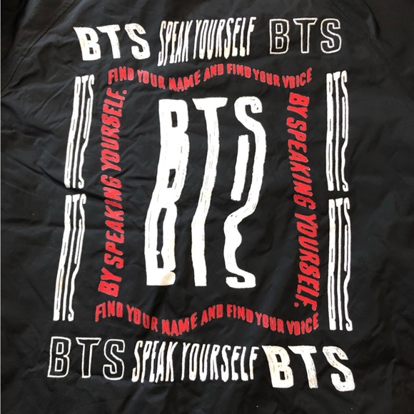 BTS Official Merch Speak Yourself Logo Windbreaker in Black Size S - Picture 9 of 11